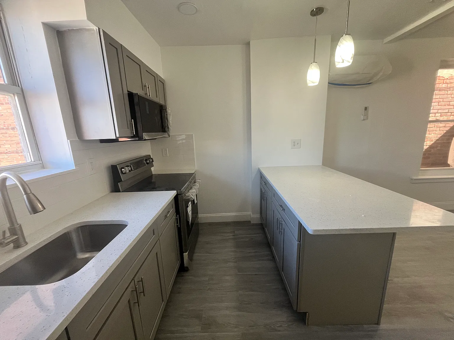 2 bed, 800 sqft, $1,250 — Photo 4