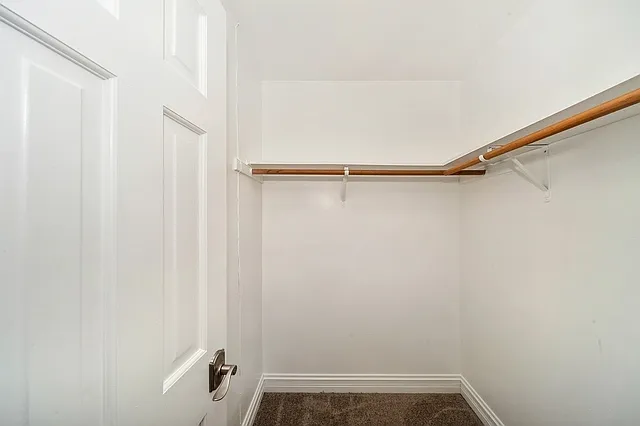 608 Inverrary Ln #608 — Photo 11