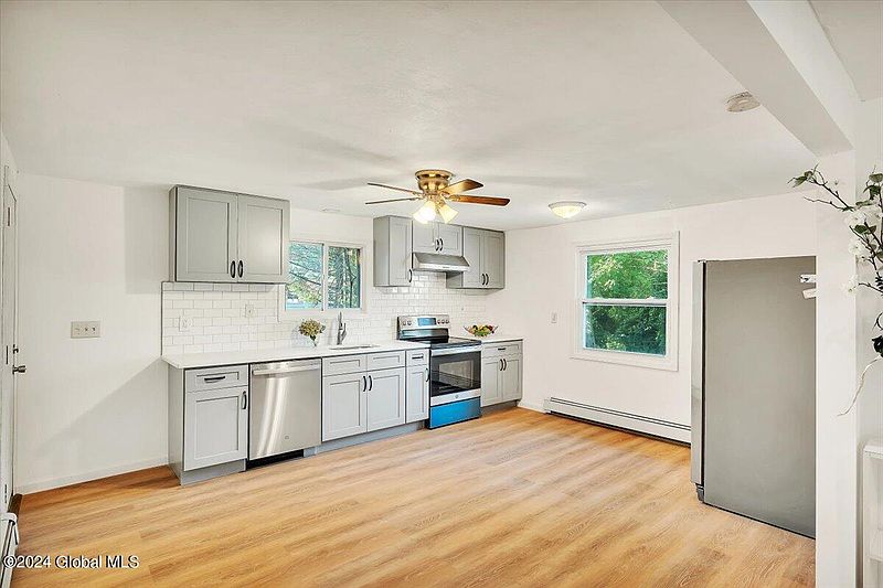 5th image of 63-5 Vandenburgh Avenue