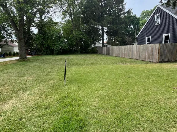 538 Humphrey St, South Haven, MI 49090