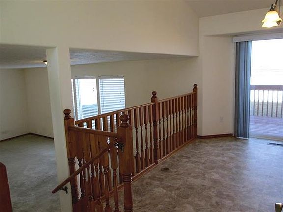 4th image of 10224 W 10th Ave