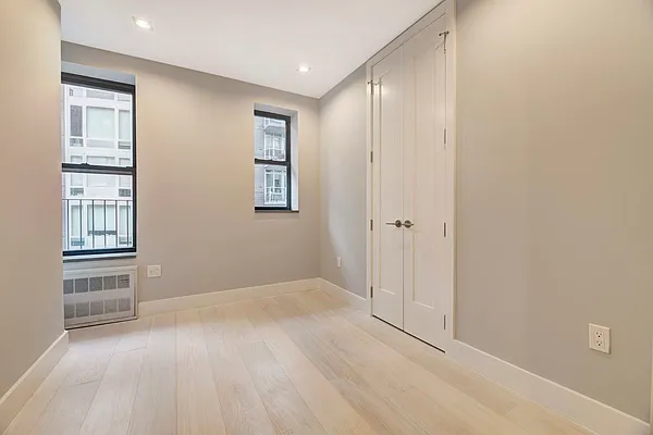 Rented by REAL New York | media 36