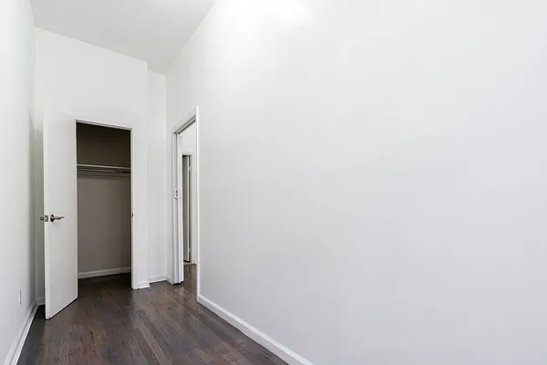 Rented by Avenues Real Estate | media 13