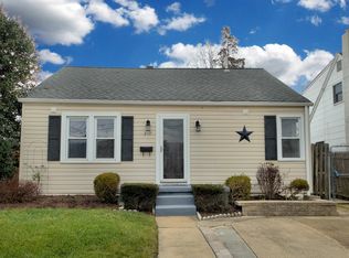 210 Hunter Ave, Hamilton, NJ 08610