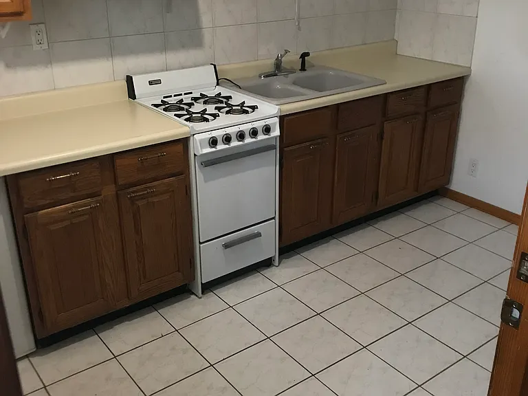 55 Yale Ave #1 — Photo 8