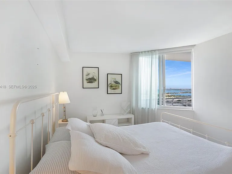 335 Biscayne Blvd #3808 — Photo 34