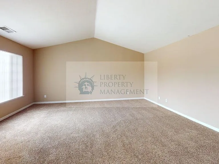 3941 Dale Rd #D — Photo 3