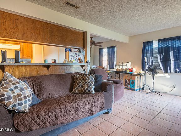 3rd image of 2042 N Calle La Sombra #3