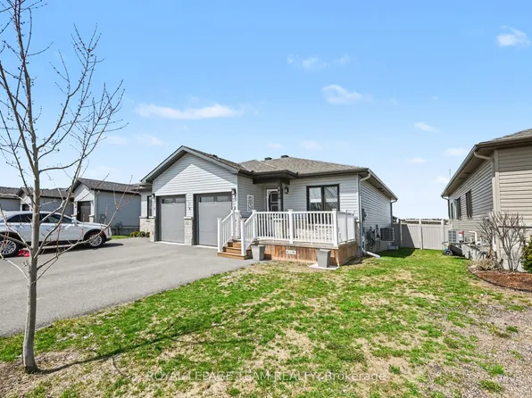 442 Arora Cres, North Dundas, ON K0C 2K0