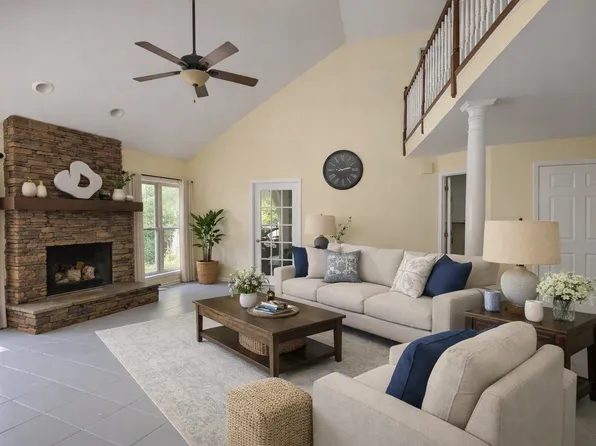 534 Christel Springs Dr, Clarksville, TN 37043
