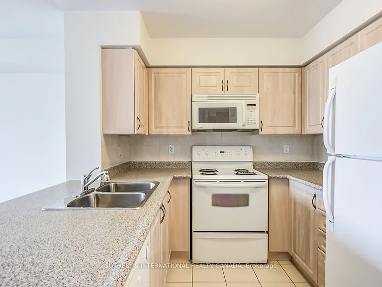 4968 Yonge St #3601 — Photo 15