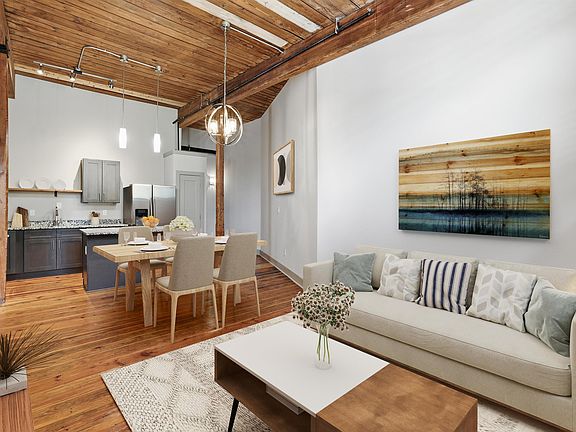 3rd image of 806 Green Ave #226