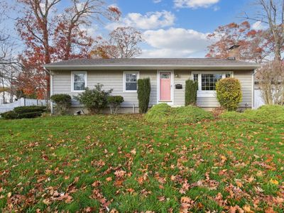 42 Westwood Drive, Groton, CT, 06340
