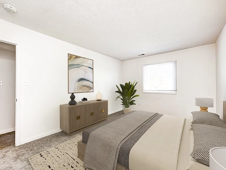 Greenfield Knoll Apartments — Photo 4