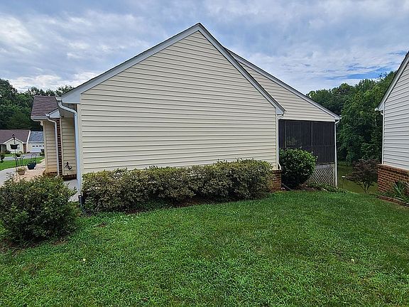 5th image of 134 Village Park Ct