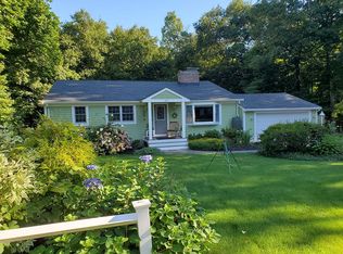 897 Salem End Rd, Framingham, MA 01702