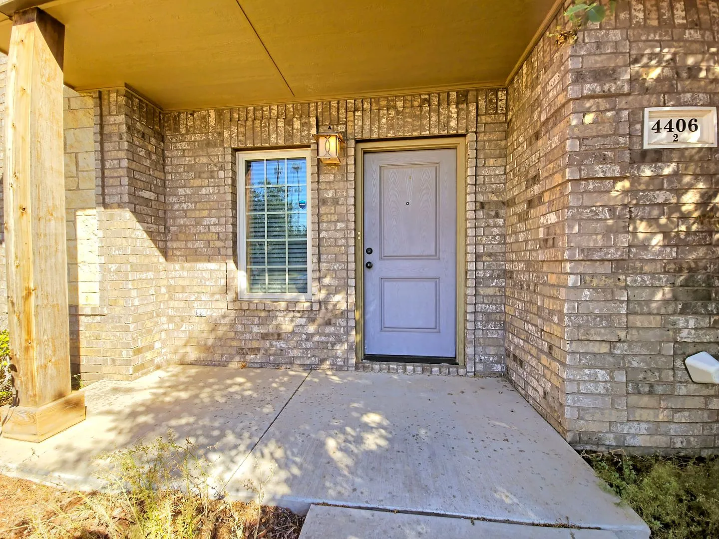 PM2 - 4406 105th Street — Photo 3