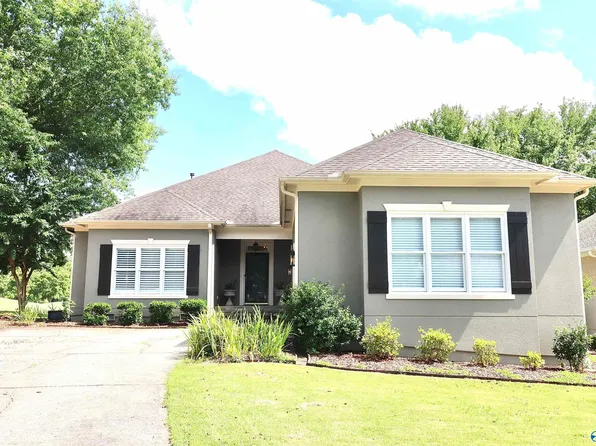 106 Ridgewood Cir, Union Grove, AL 35175