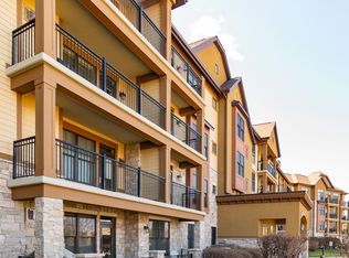 1320 Riverside Ln APT 101, Mendota Heights, MN 55118