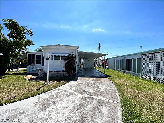 3rd image of 322 Lantern Ln