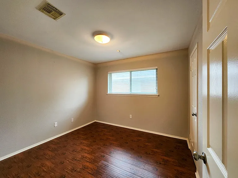 6007 Dryad Dr — Photo 15