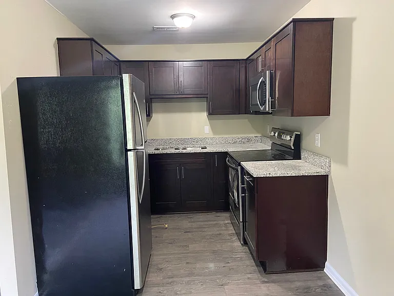 7221 Doe Dr #601 — Photo 9