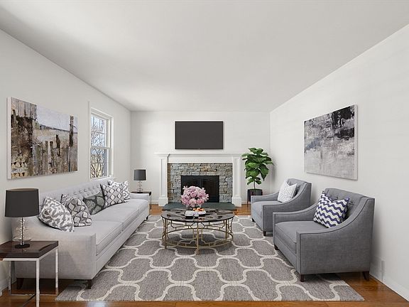 5th image of 25 Hawkins St