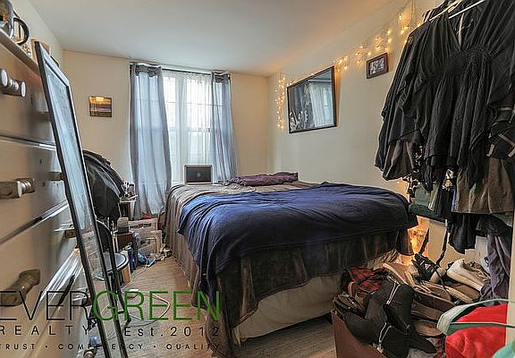 2nd image of 1436 De Kalb Ave #3B