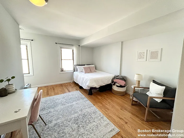 914 Dorchester Ave #2 — Photo 5