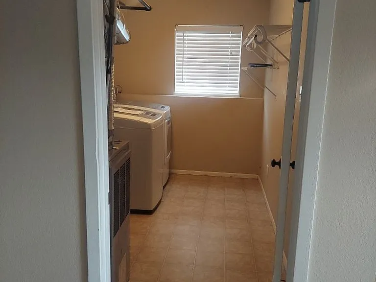 3181 Dublin Blvd — Photo 5