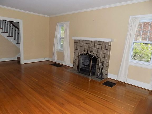 5th image of 3020 Gloss Ave