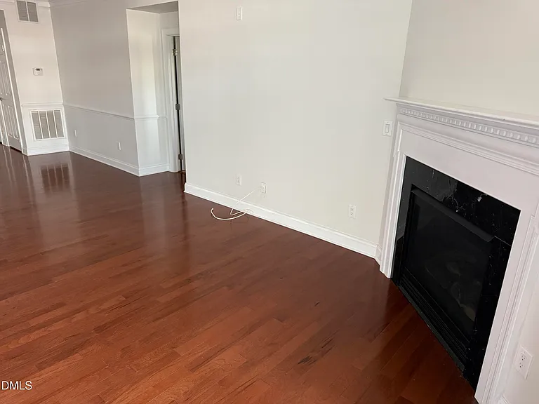 10511 Rosegate Ct — Photo 25