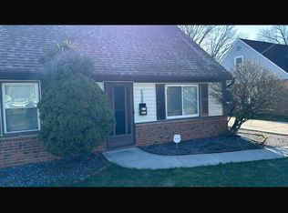 4611 W 158th St, Cleveland, OH 44135