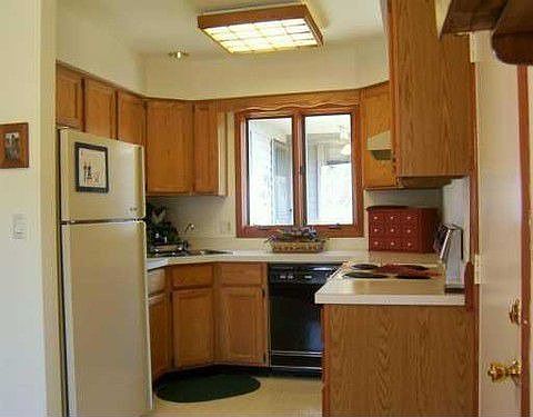 5th image of 693 Woodcreek Cir