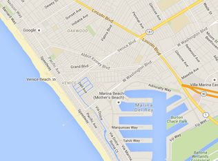 2433 Cloy Ave, Venice, CA 90291