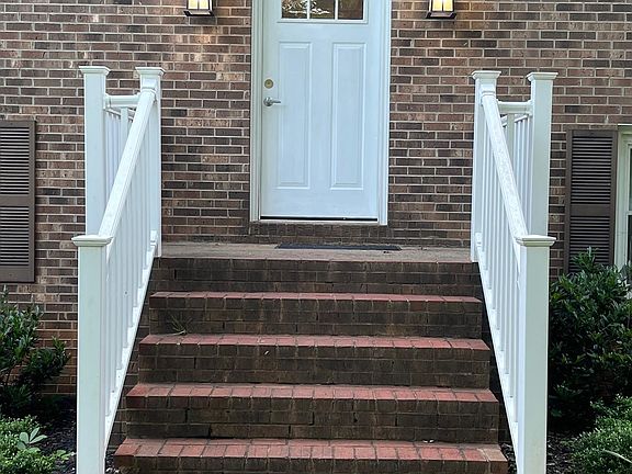 2nd image of 23 Valleywood Dr APT C