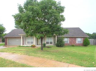 8510 N 100th Ave E, Owasso, OK 74055