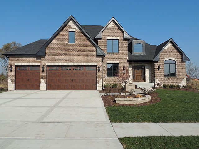 1st image of 25918 W Augusta Ct