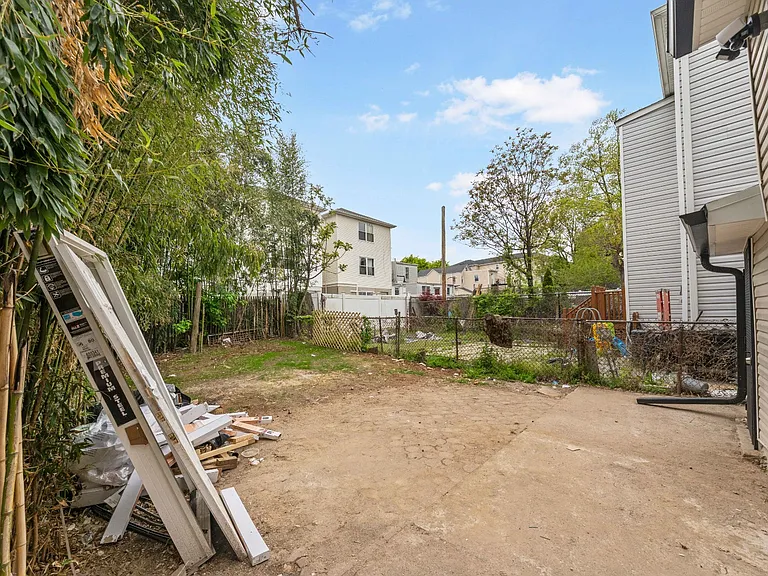 18 Taylor St #3 — Photo 16