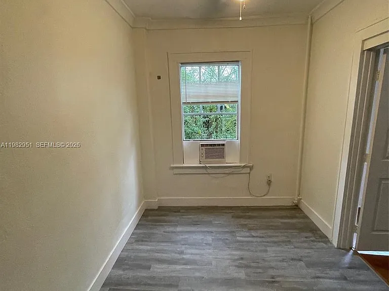 1611 Michigan Ave #15 — Photo 7