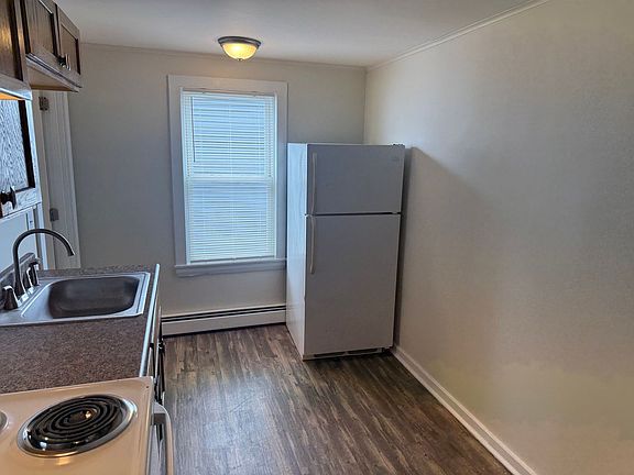 2nd image of 20 Washington Ave