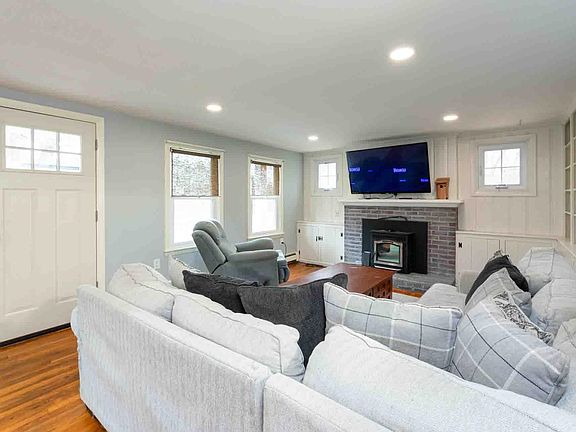 2nd image of 49 Jaffrey Road