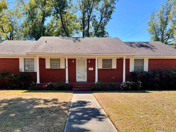 203 Pine Bluff St, Malvern, AR 72104