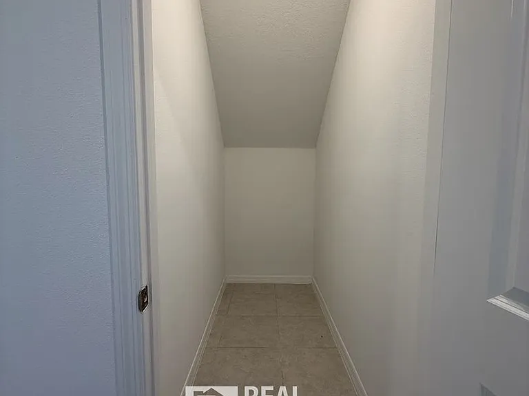 36590 Garden Wall Way — Photo 17
