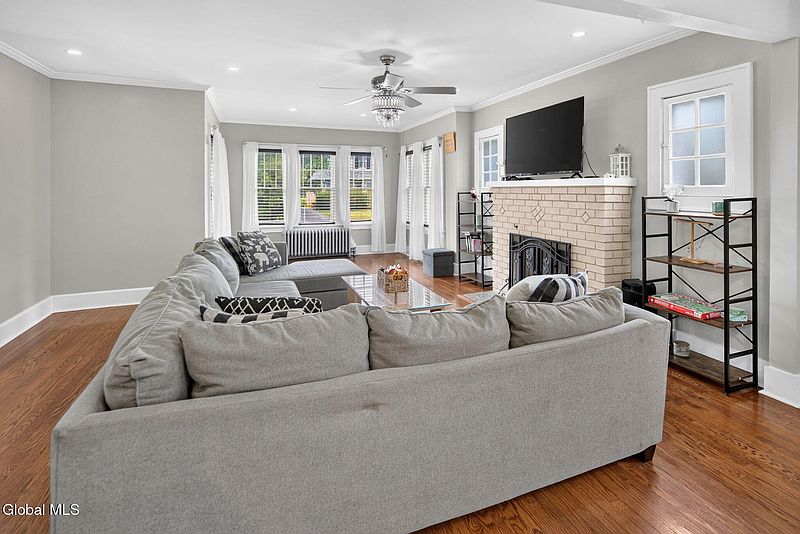 4th image of 1170 Sumner Avenue
