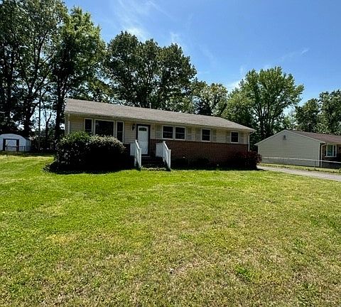 3rd image of 1612 Darby Dr