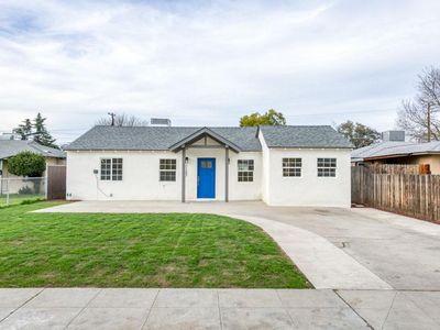 1127 E Lansing Way, Fresno, CA, 93704