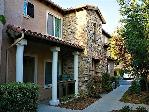 3rd image of 23810 Toscana Dr