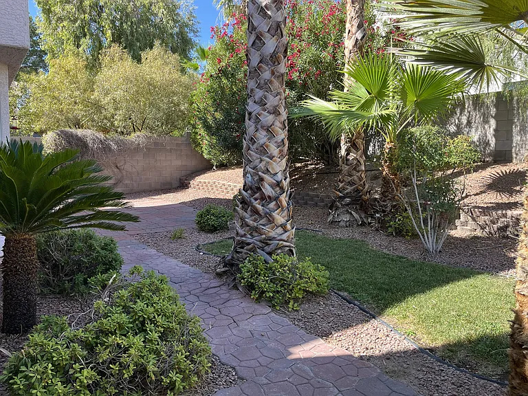 291 Manzanita Ranch Ln — Photo 2