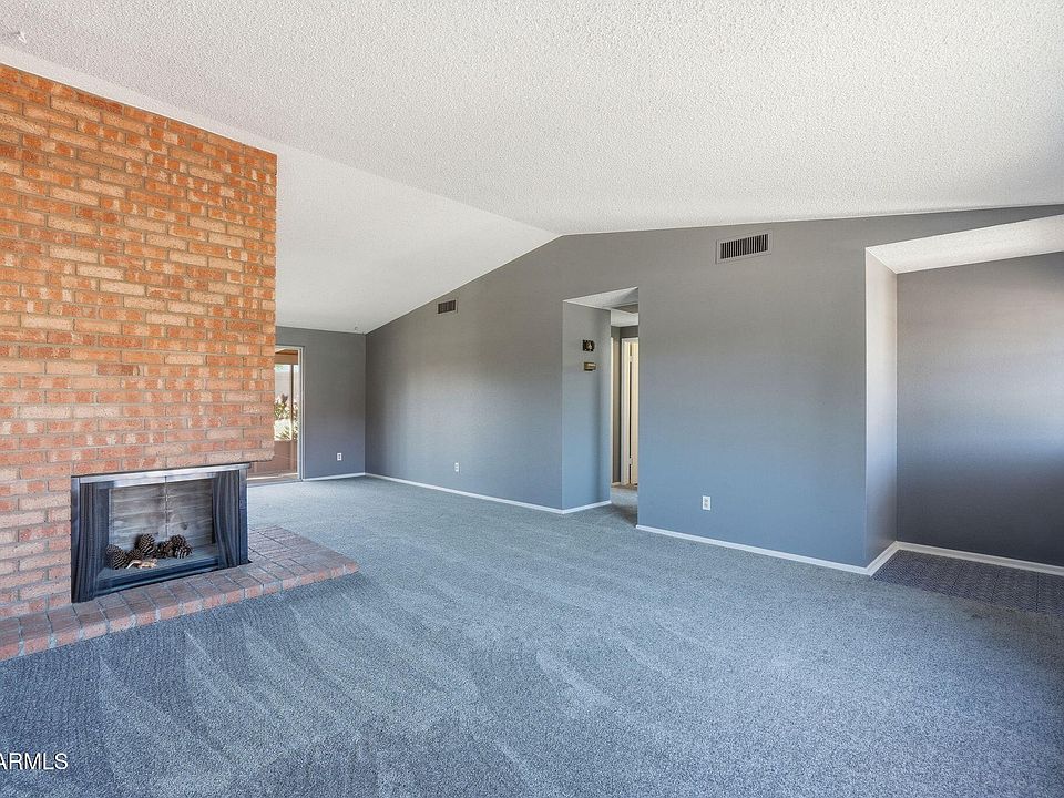 1st image of 1125 E 9TH Street